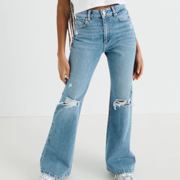 Flare Jeans - Picture 2 of 7